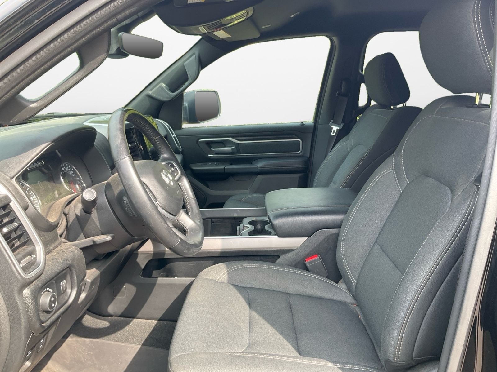 2020 RAM 1500 Big Horn Crew Cab 4x4 5'7' Box