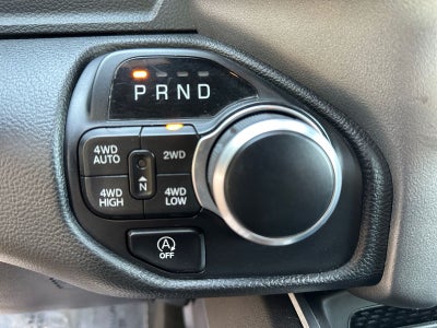 2020 RAM 1500 Big Horn Crew Cab 4x4 5'7' Box
