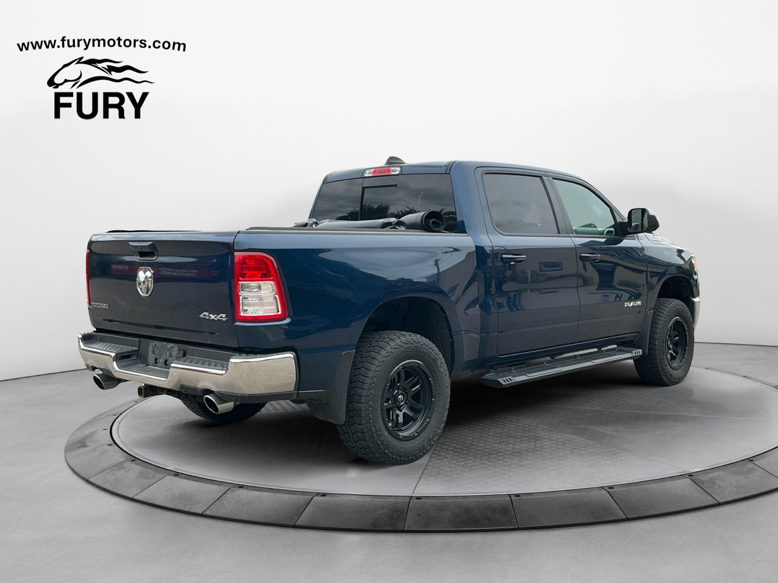 2021 RAM 1500 Big Horn Crew Cab 4x4 5'7' Box