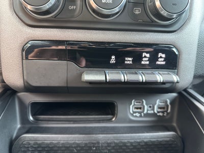 2023 RAM 1500 Big Horn Crew Cab 4x4 5'7' Box