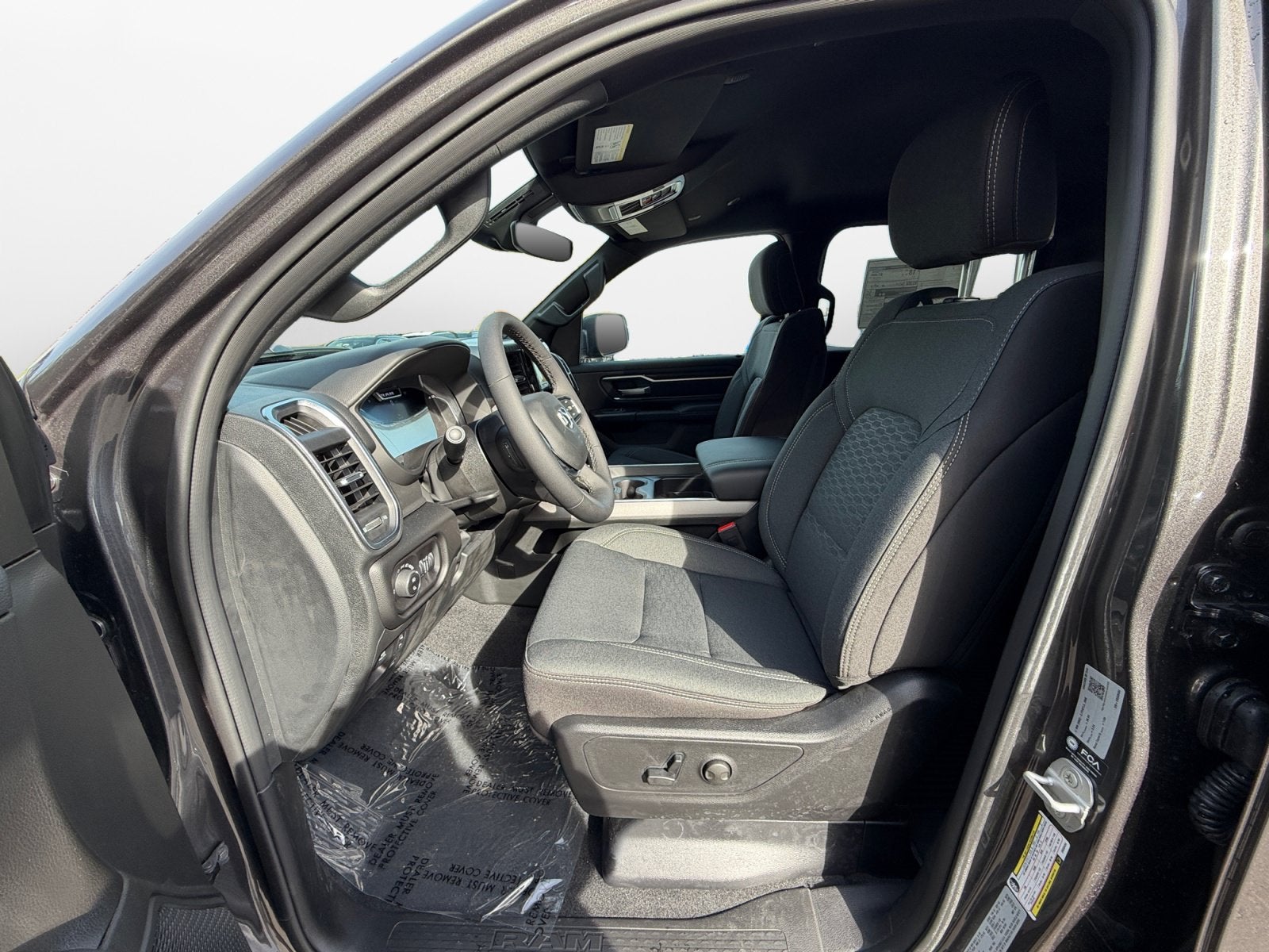2027 RAM Ram 1500 RAM 1500 BIG HORN CREW CAB 4X4 5'7' BOX
