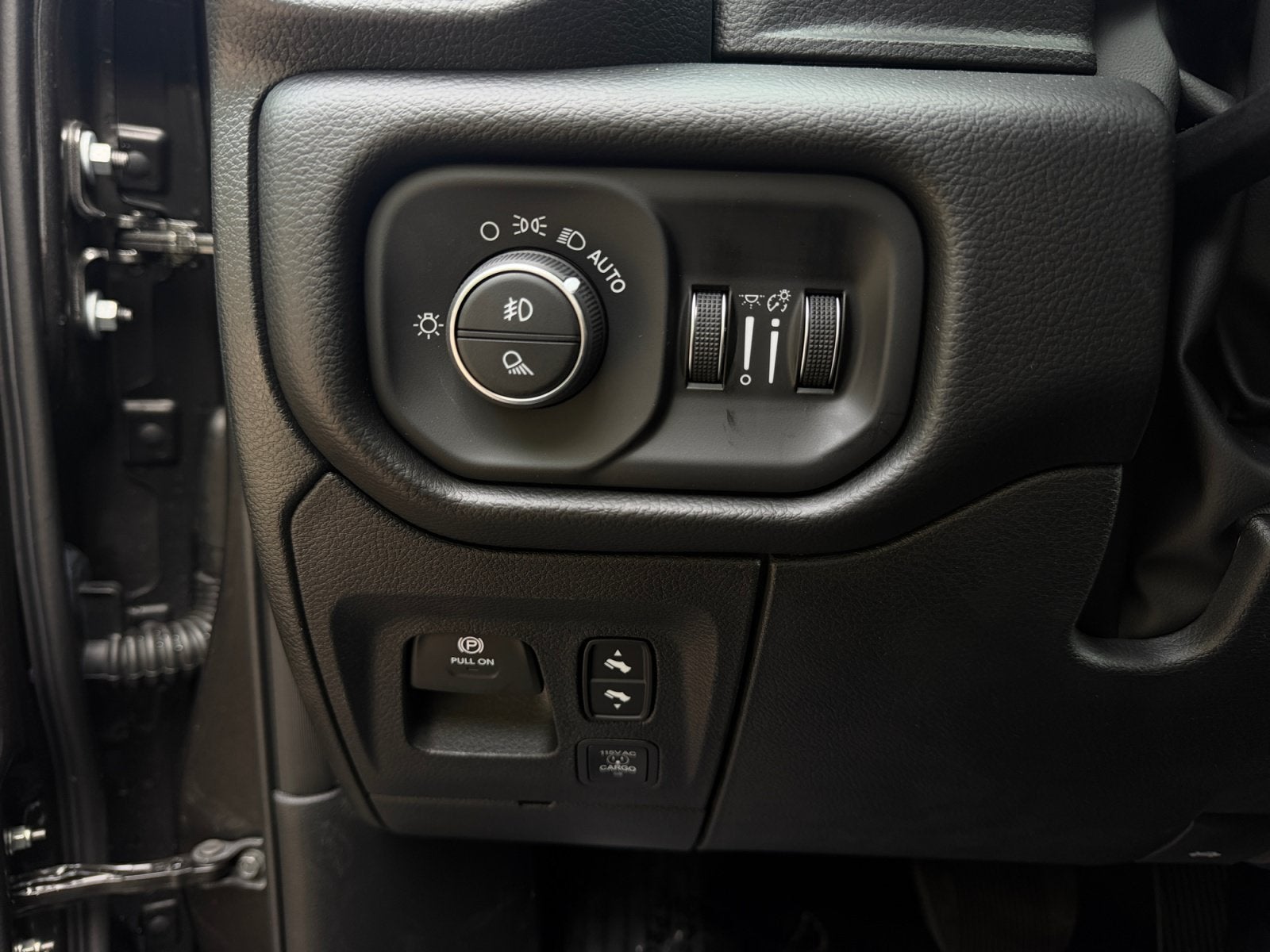 2027 RAM Ram 1500 RAM 1500 BIG HORN CREW CAB 4X4 5'7' BOX