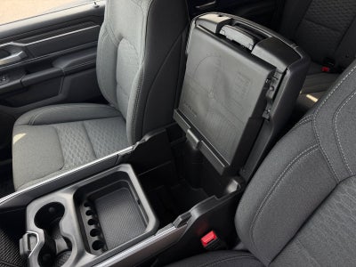 2027 RAM Ram 1500 RAM 1500 BIG HORN CREW CAB 4X4 5'7' BOX