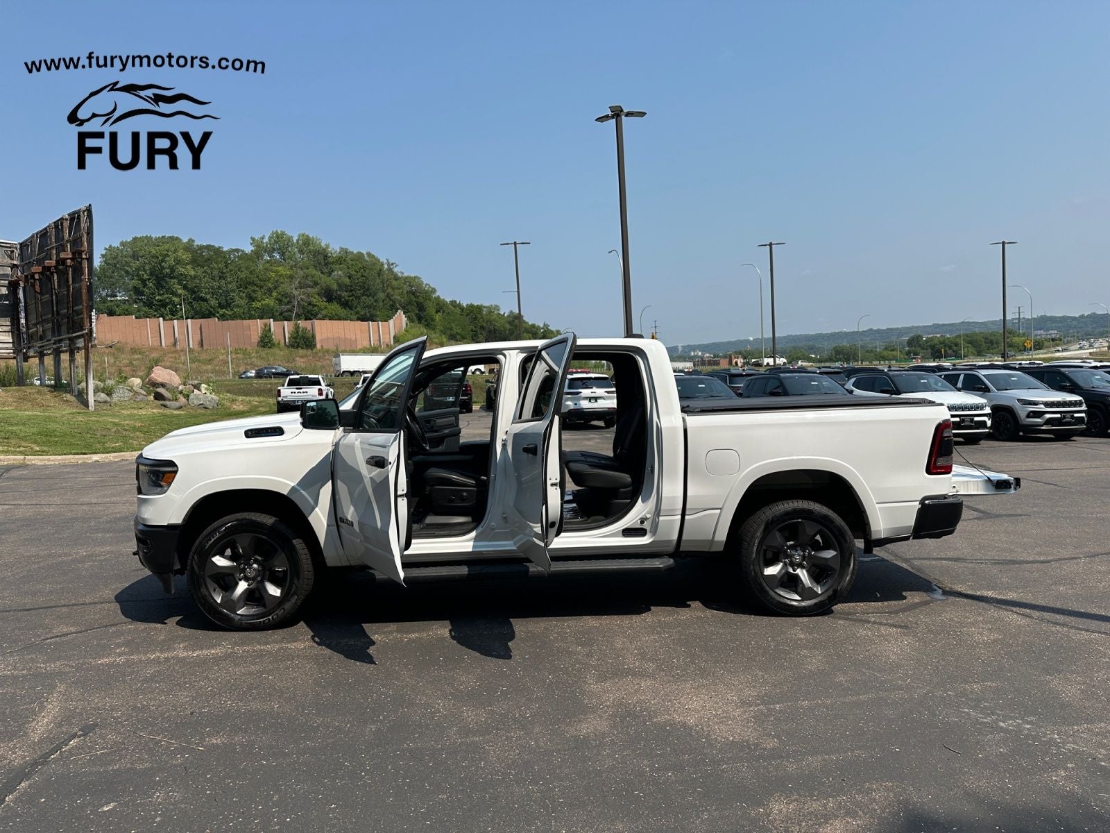 2023 RAM 1500 Big Horn Crew Cab 4x4 5'7' Box