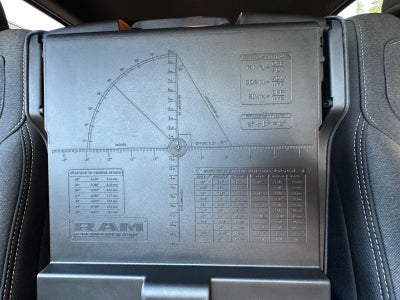 2026 RAM Ram 1500 RAM 1500 EXPRESS CREW CAB 4X4 5'7' BOX