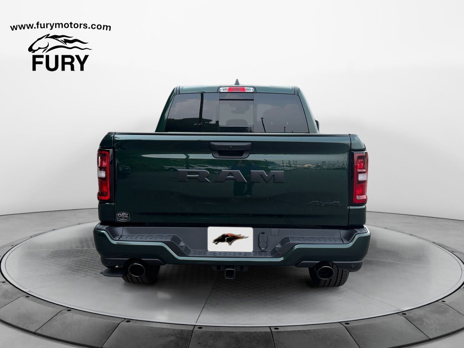 2026 RAM Ram 1500 RAM 1500 EXPRESS CREW CAB 4X4 5'7' BOX