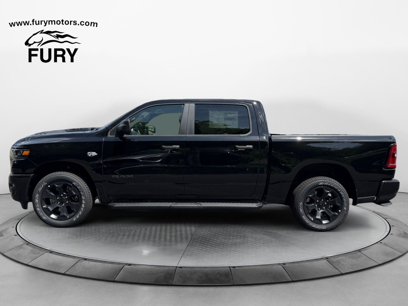2026 RAM Ram 1500 RAM 1500 EXPRESS CREW CAB 4X4 5'7' BOX