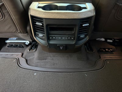 2026 RAM Ram 1500 RAM 1500 LIMITED LONGHORN CREW CAB 4X4 5'7' BOX