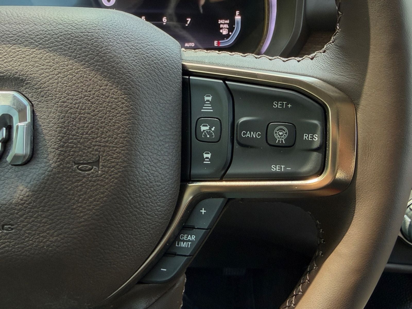 2026 RAM Ram 1500 RAM 1500 LIMITED LONGHORN CREW CAB 4X4 5'7' BOX