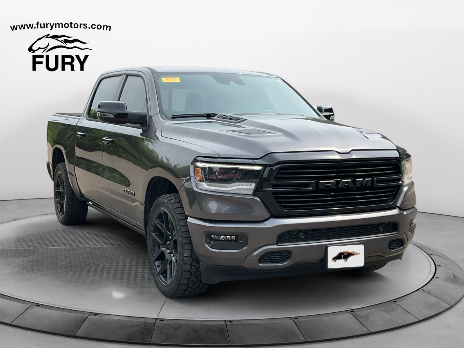 2023 RAM 1500 Laramie Crew Cab 4x4 5'7' Box