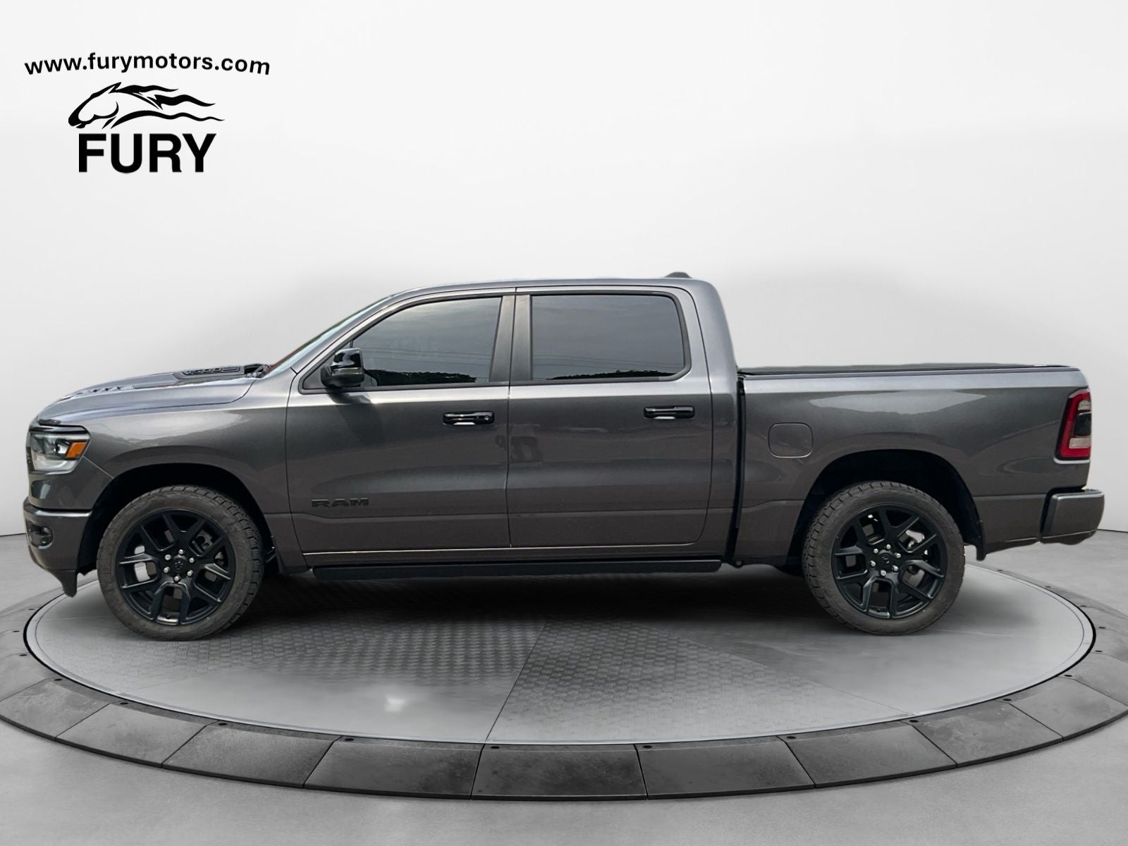 2023 RAM 1500 Laramie Crew Cab 4x4 5'7' Box