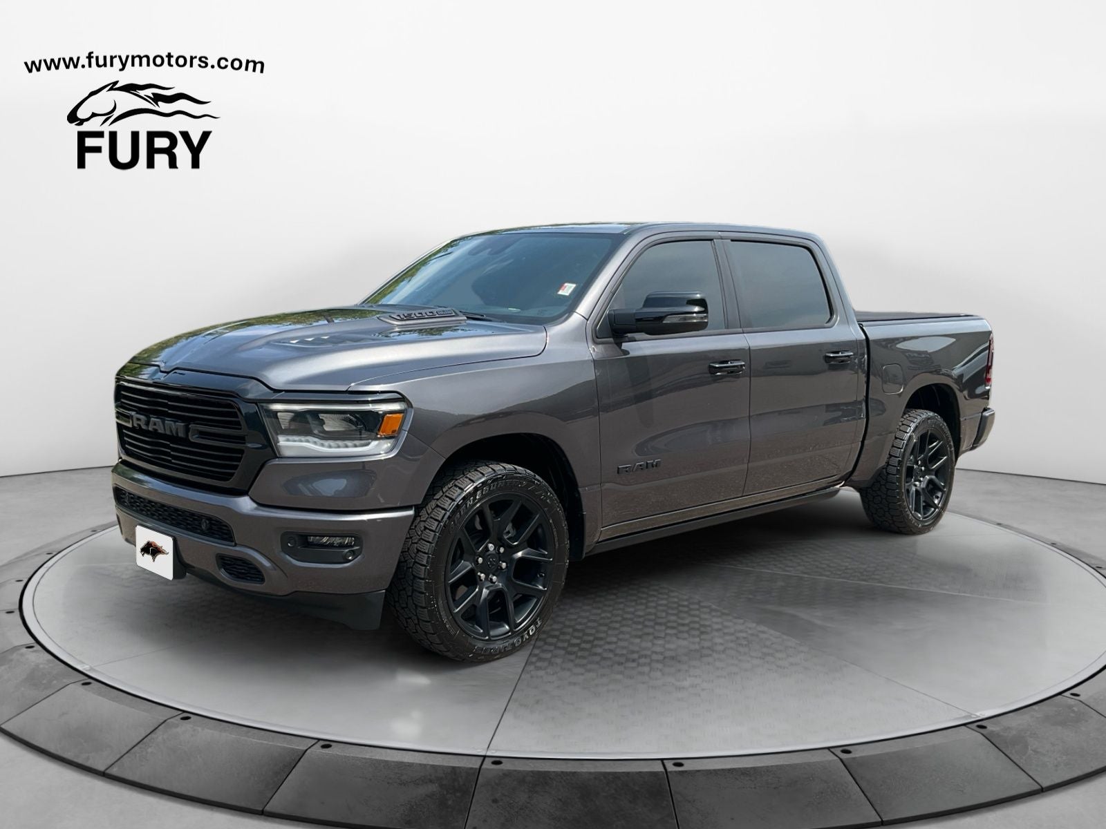 2023 RAM 1500 Laramie Crew Cab 4x4 5'7' Box