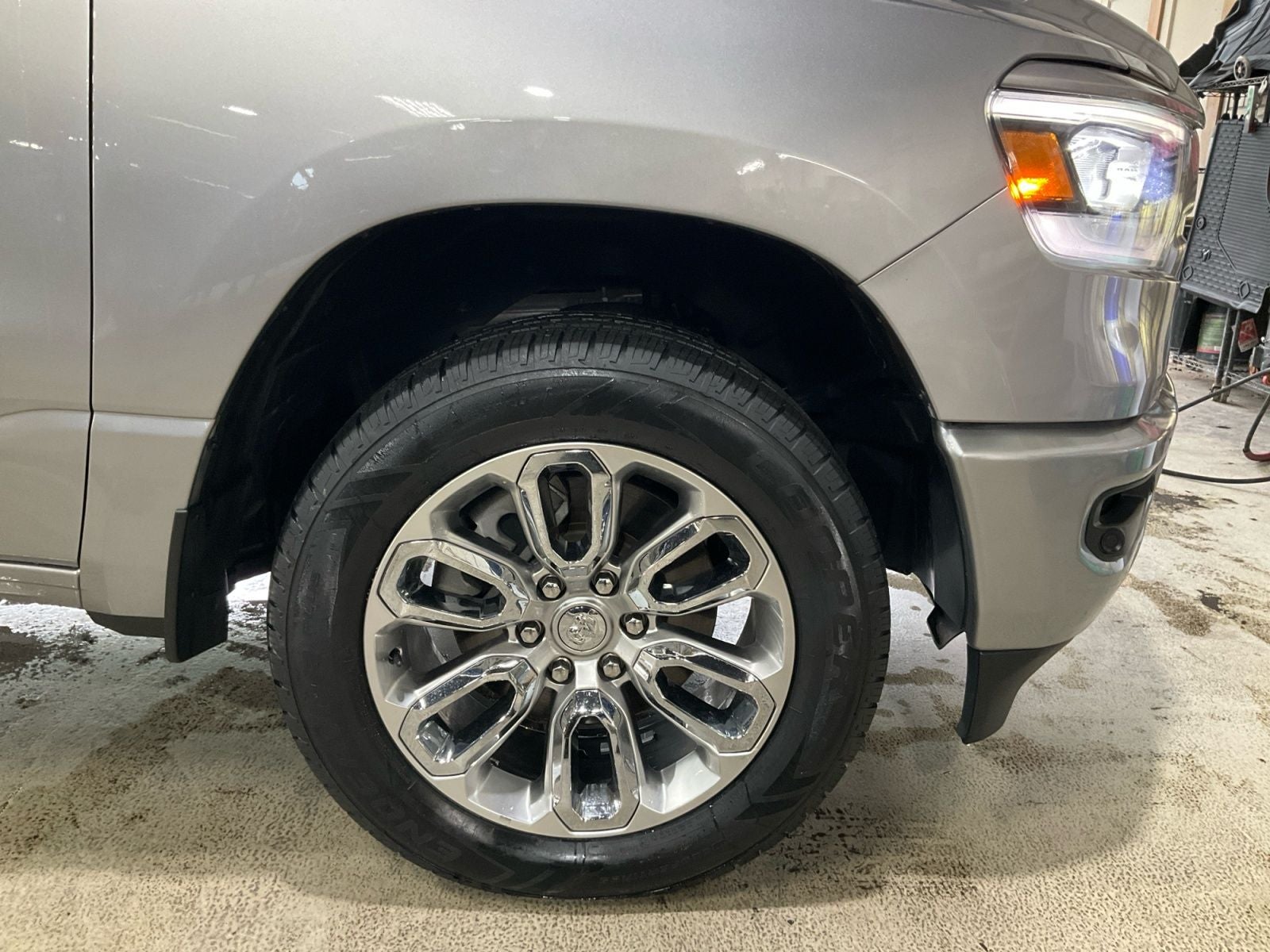 2023 RAM 1500 Laramie Crew Cab 4x4 5'7' Box