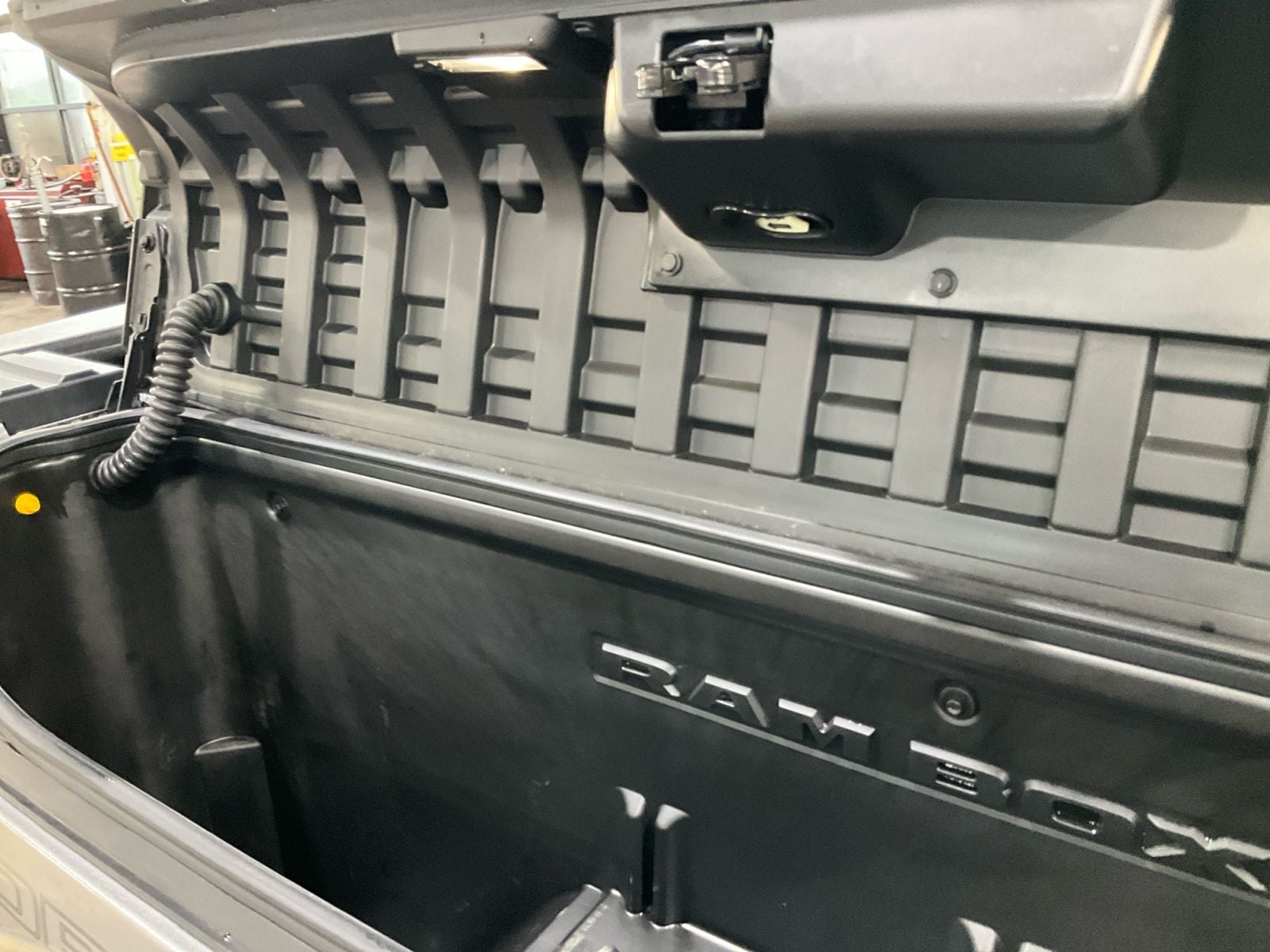 2023 RAM 1500 Laramie Crew Cab 4x4 5'7' Box