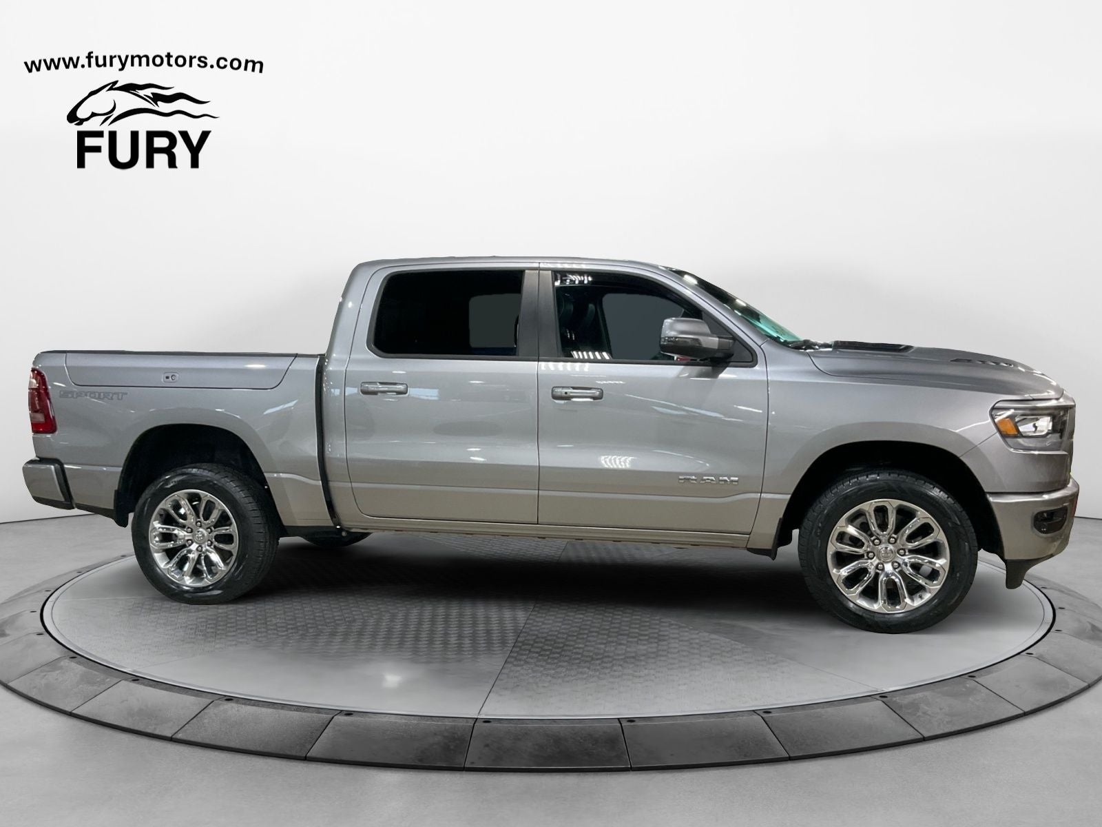 2023 RAM 1500 Laramie Crew Cab 4x4 5'7' Box