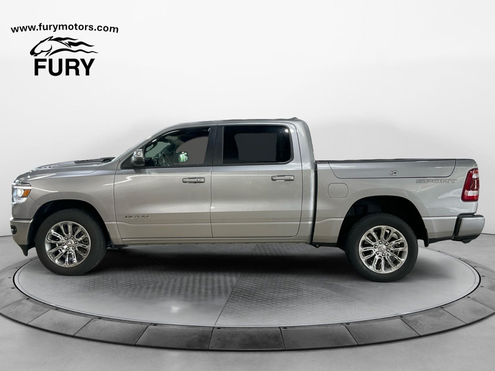 2023 RAM 1500 Laramie Crew Cab 4x4 5'7' Box
