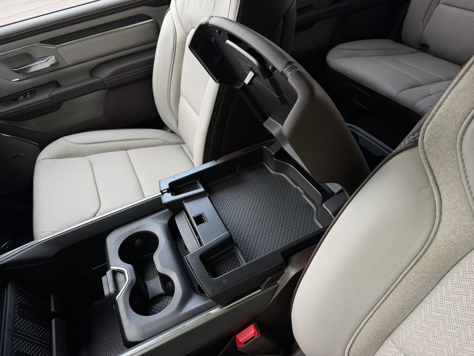 2027 RAM Ram 1500 RAM 1500 LARAMIE CREW CAB 4X4 5'7' BOX