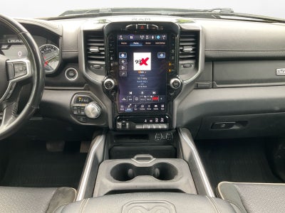 2022 RAM 1500 Laramie Crew Cab 4x4 5'7' Box