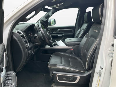 2022 RAM 1500 Laramie Crew Cab 4x4 5'7' Box