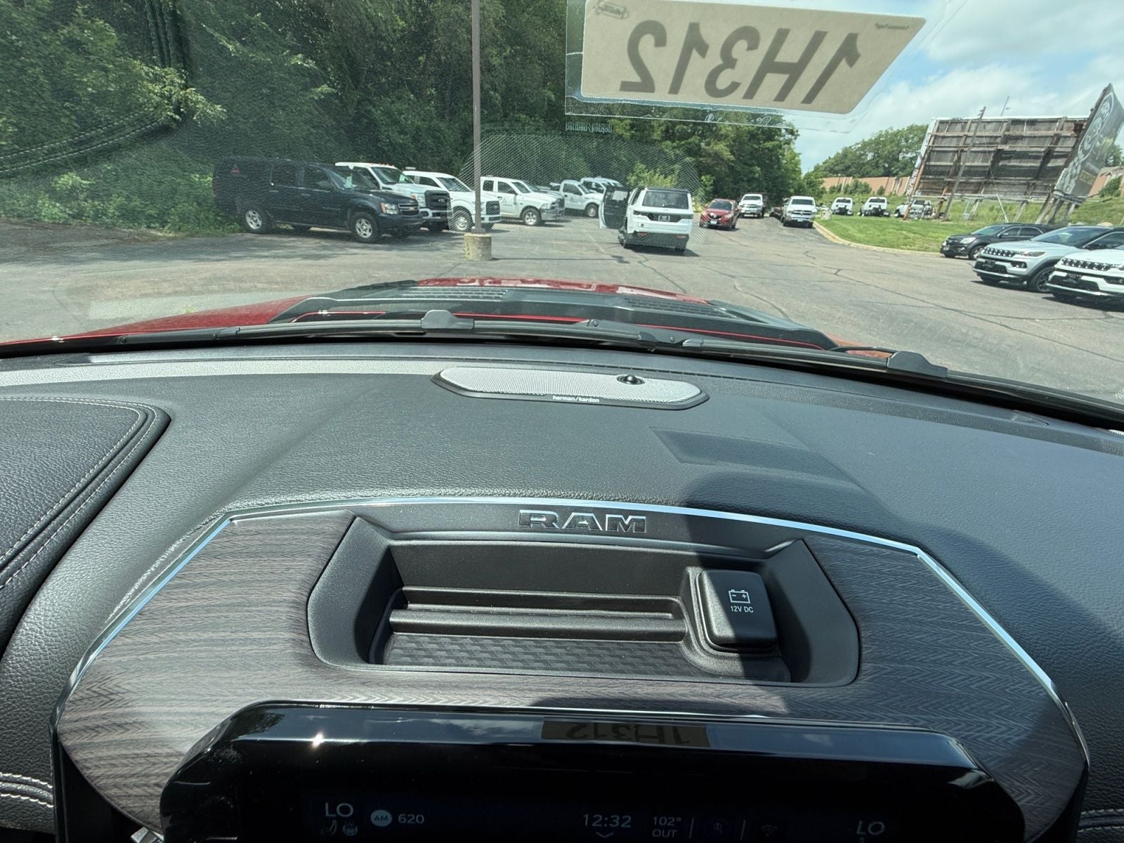 2026 RAM Ram 1500 RAM 1500 LARAMIE CREW CAB 4X4 5'7' BOX