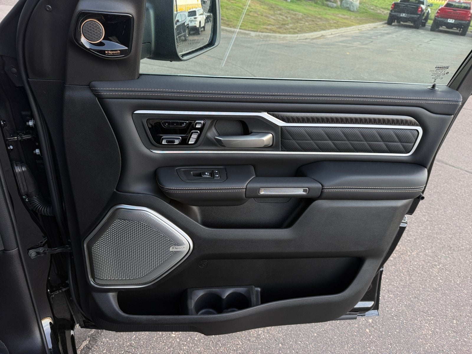 2027 RAM Ram 1500 RAM 1500 TUNGSTEN CREW CAB 4X4 5'7' BOX