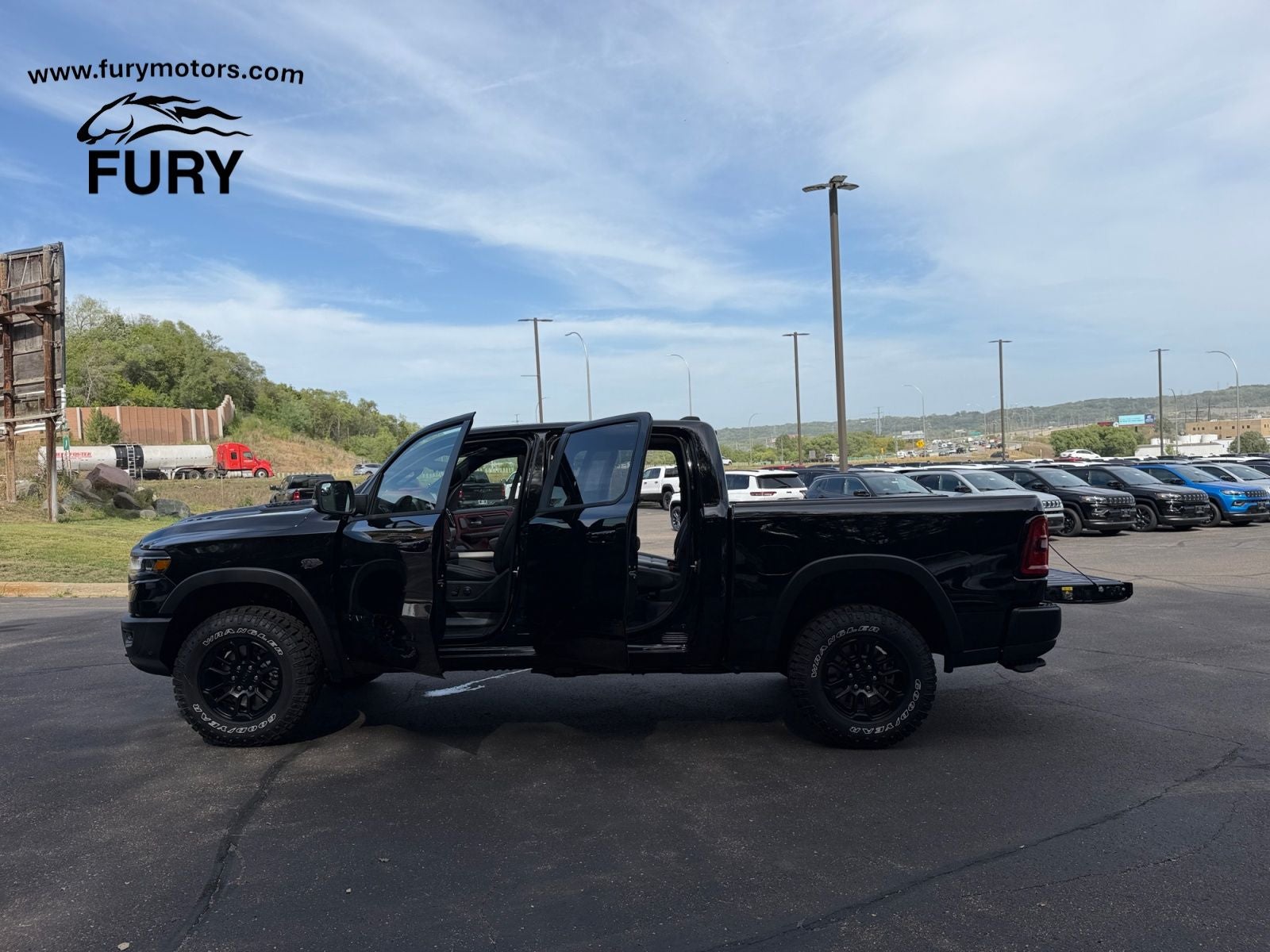 2027 RAM Ram 1500 RAM 1500 REBEL CREW CAB 4X4 5'7' BOX