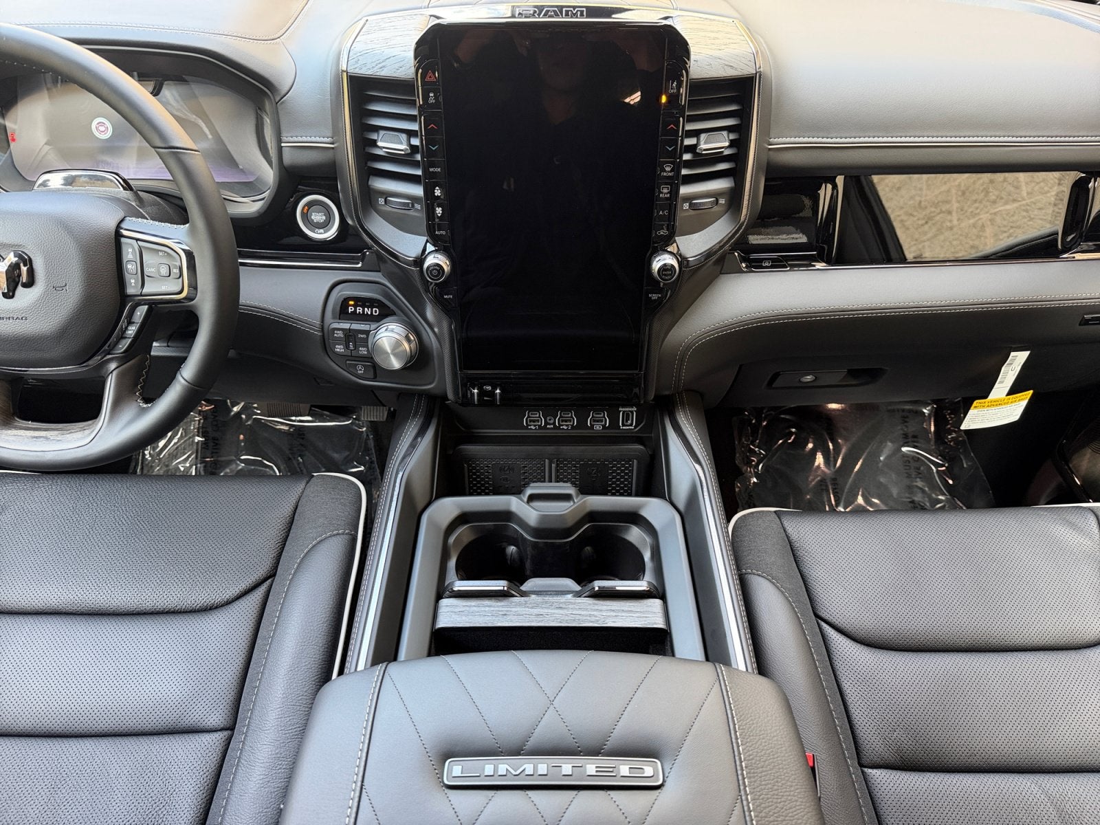 2027 RAM Ram 1500 RAM 1500 LIMITED CREW CAB 4X4 6'4' BOX