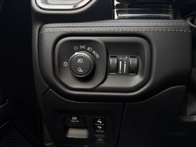 2027 RAM Ram 1500 RAM 1500 LIMITED CREW CAB 4X4 6'4' BOX