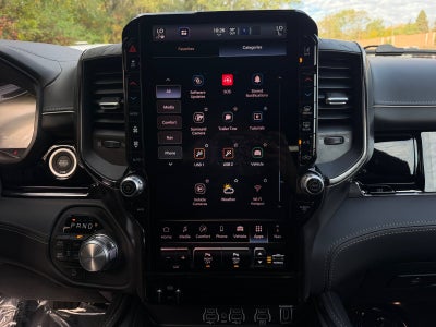 2027 RAM Ram 1500 RAM 1500 LIMITED CREW CAB 4X4 6'4' BOX