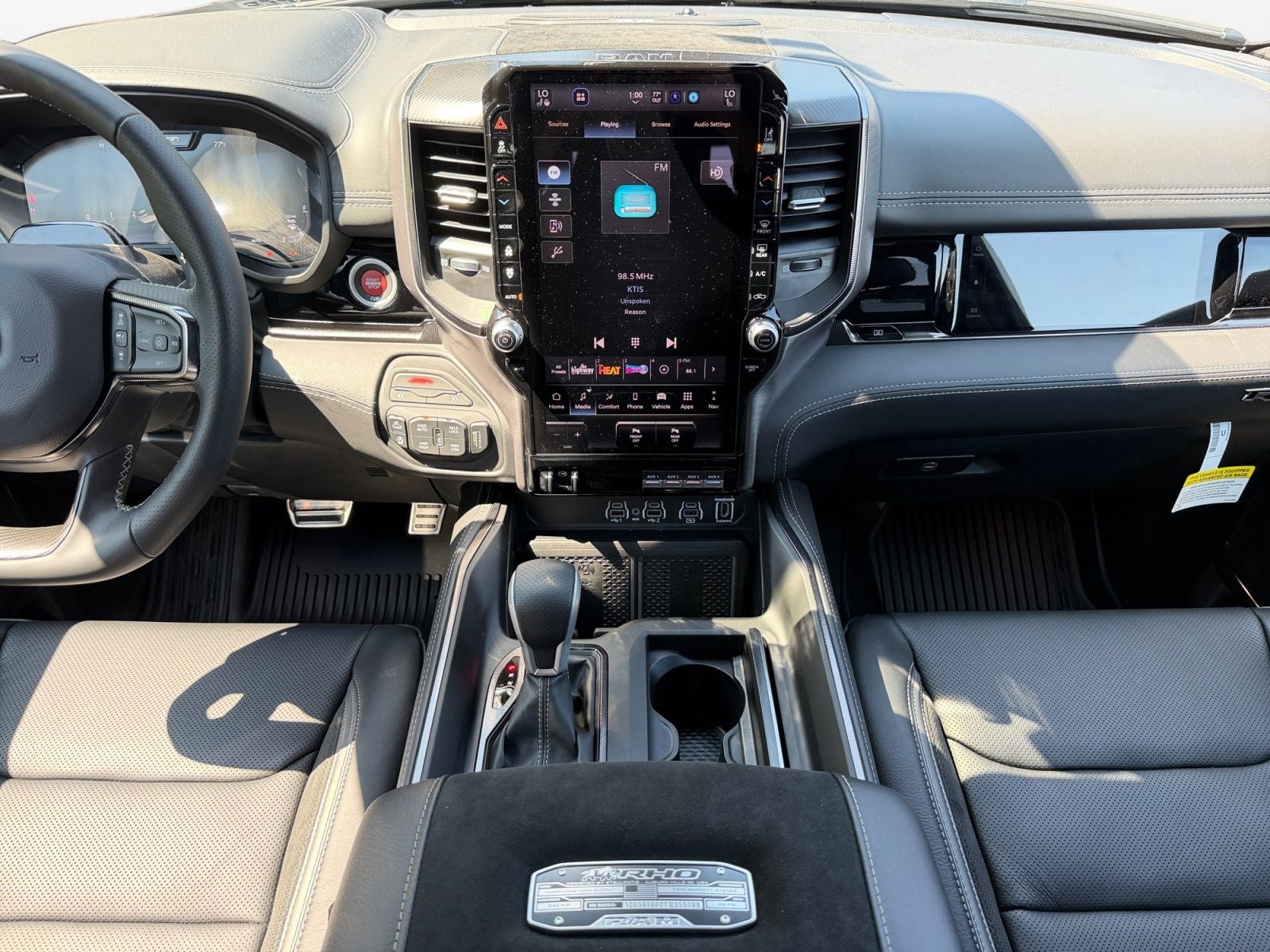 2026 RAM Ram 1500 RAM 1500 RHO CREW CAB 4X4 5'7' BOX
