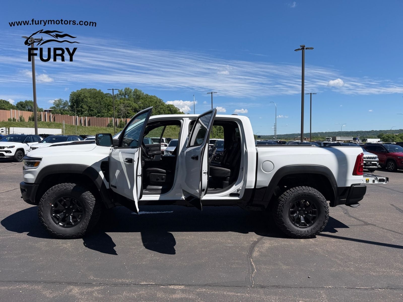 2026 RAM Ram 1500 RAM 1500 RHO CREW CAB 4X4 5'7' BOX