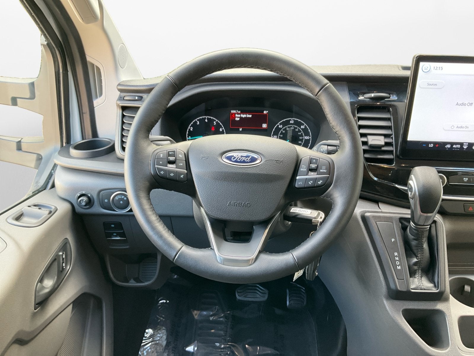 2024 Ford Transit Passenger Wagon XLT