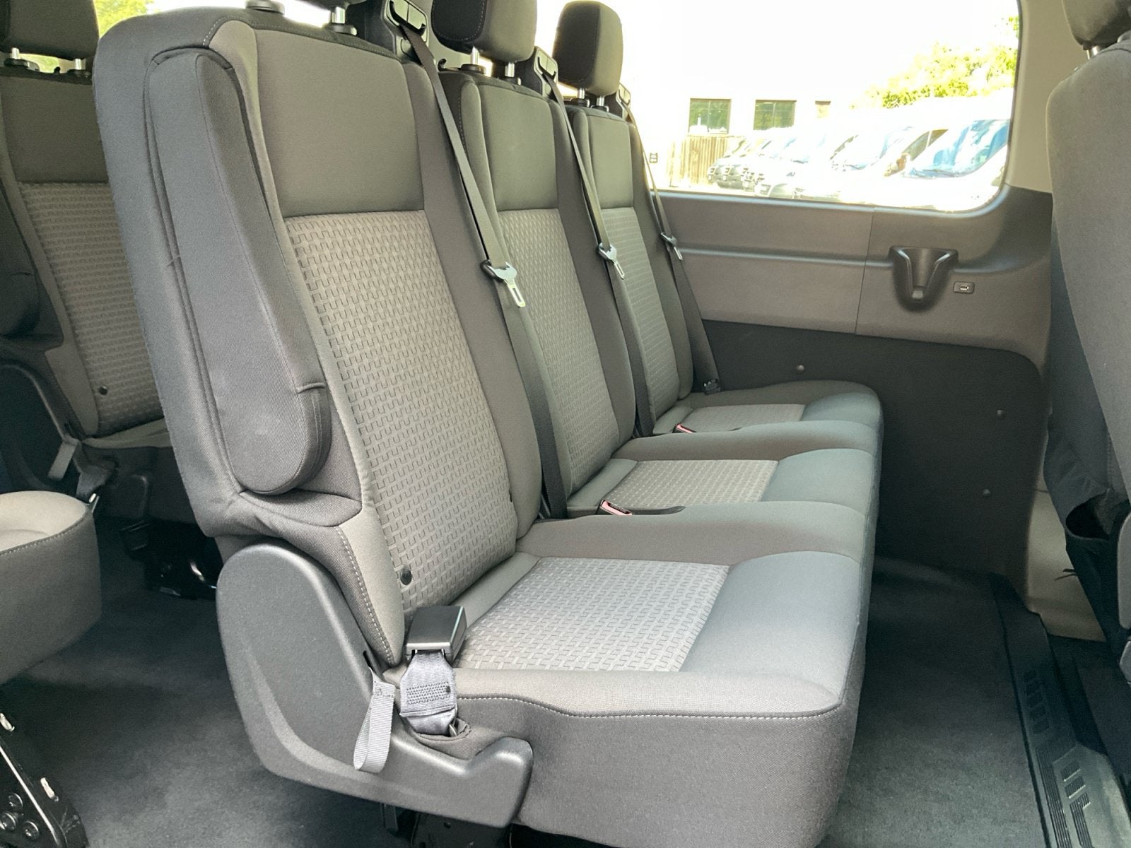 2024 Ford Transit Passenger Wagon XLT