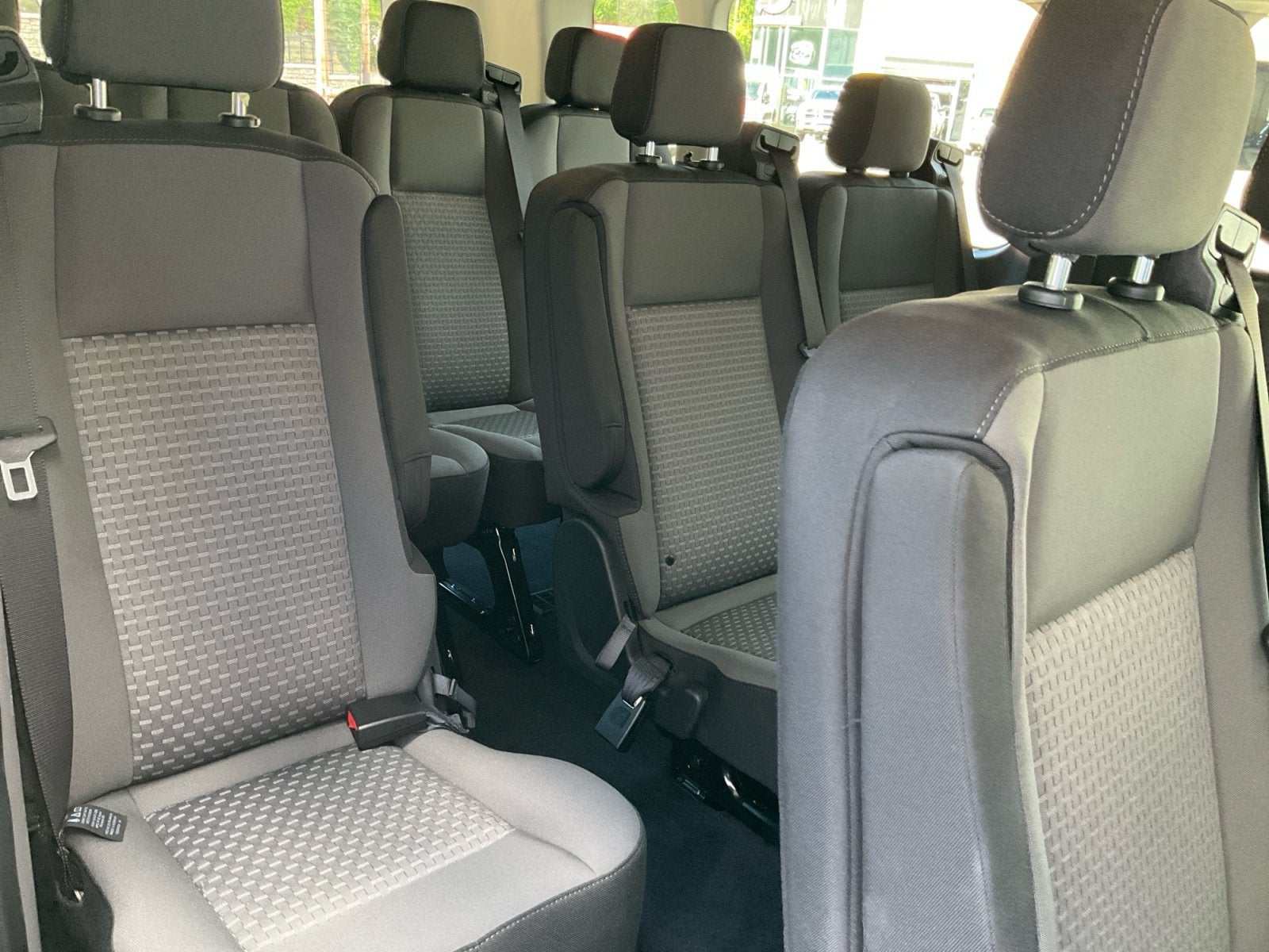 2024 Ford Transit Passenger Wagon XLT