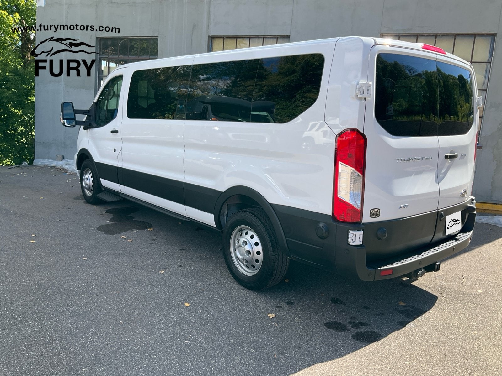 2024 Ford Transit Passenger Wagon XLT