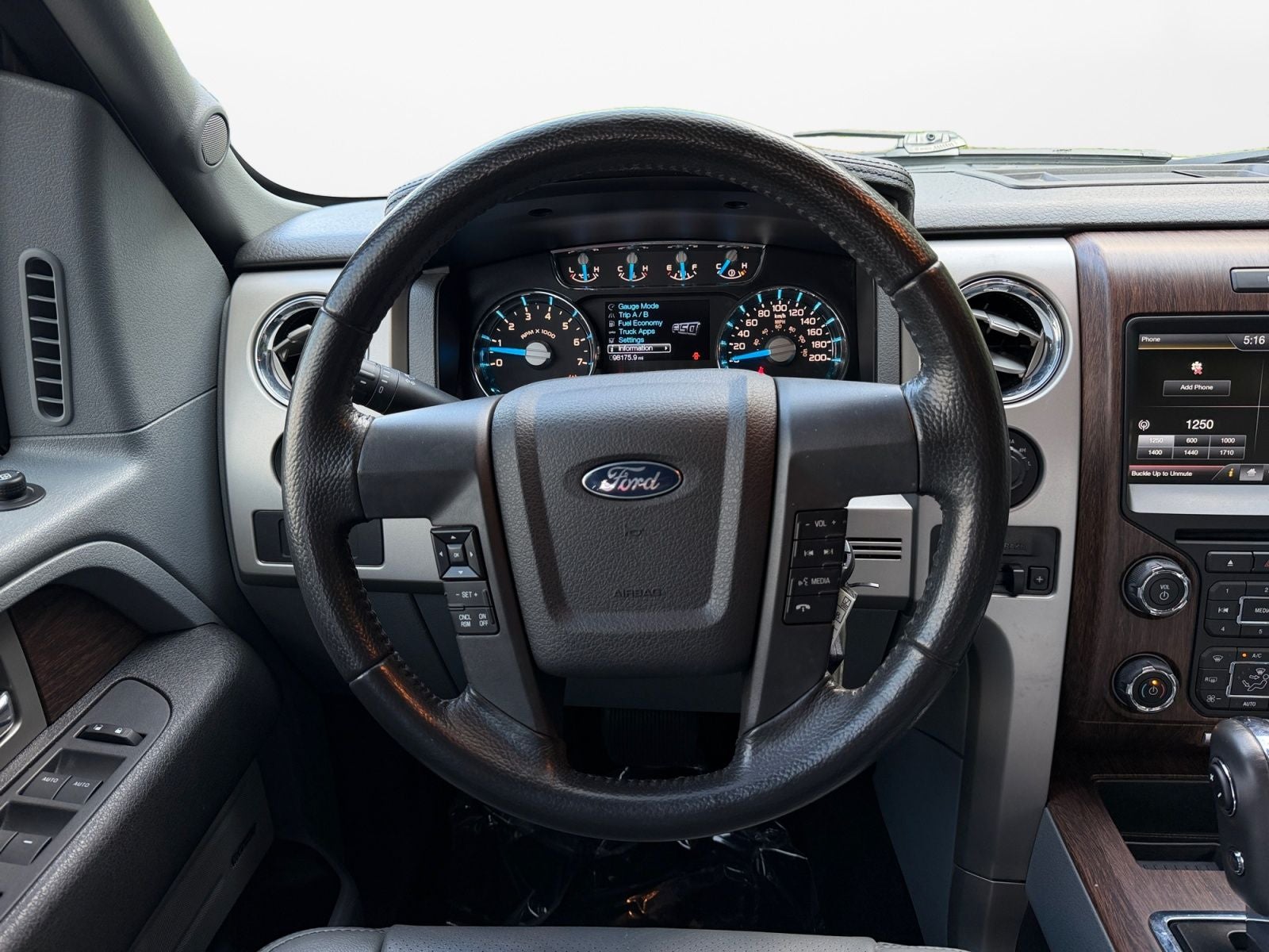 2014 Ford F-150 LARIAT