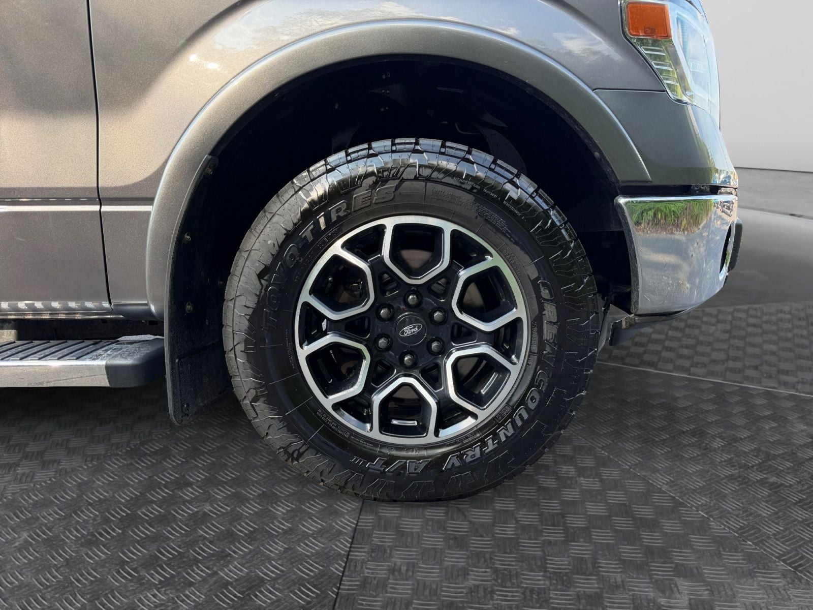 2014 Ford F-150 LARIAT