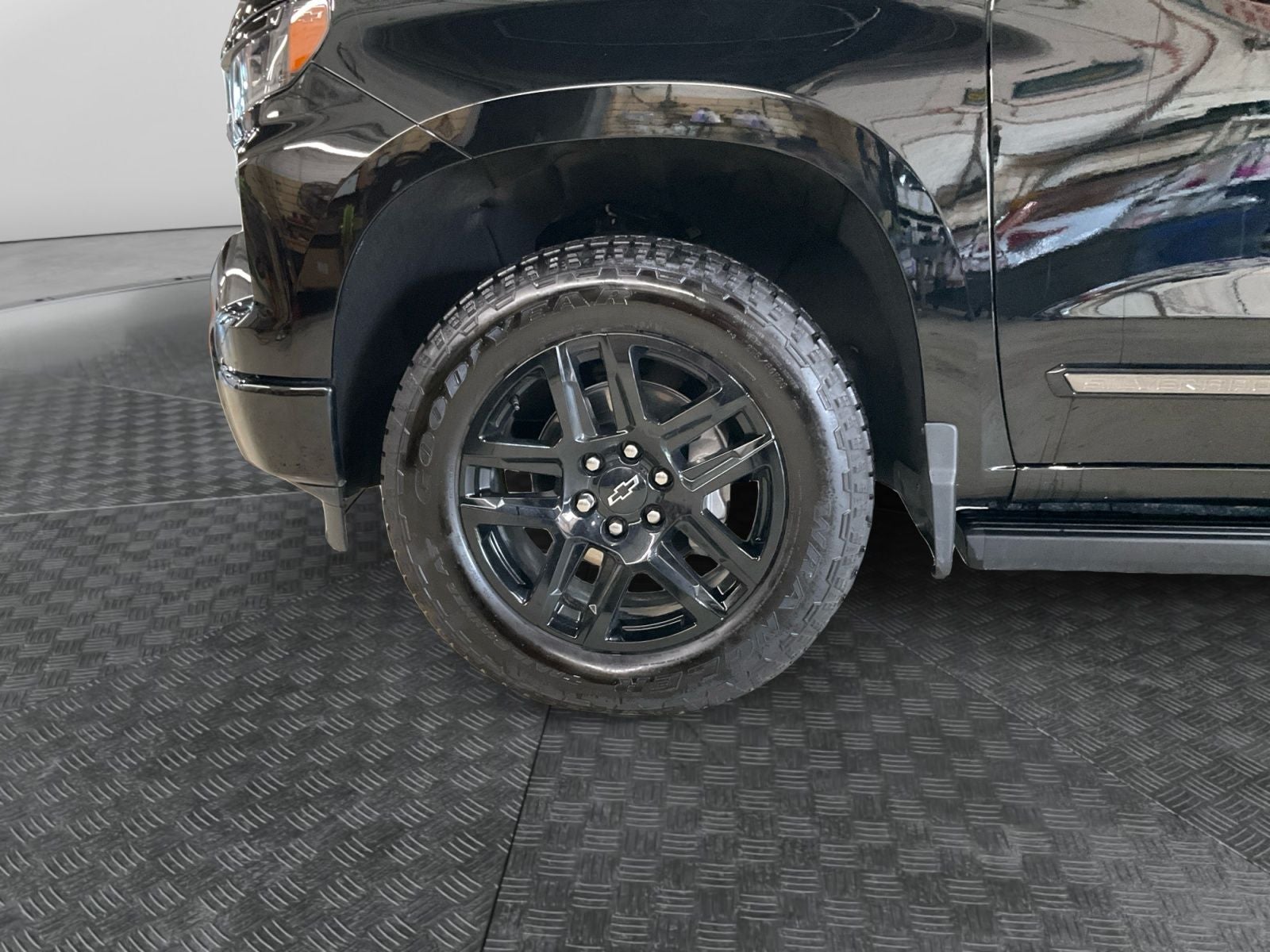 2025 Chevrolet Silverado 1500 4WD High Country