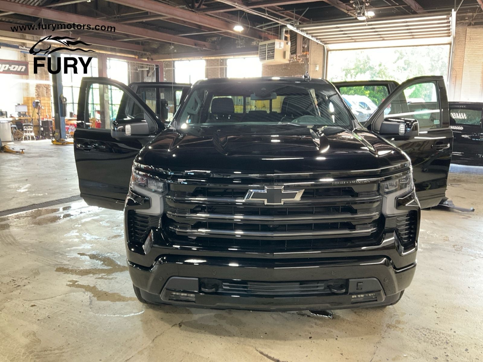 2025 Chevrolet Silverado 1500 4WD High Country