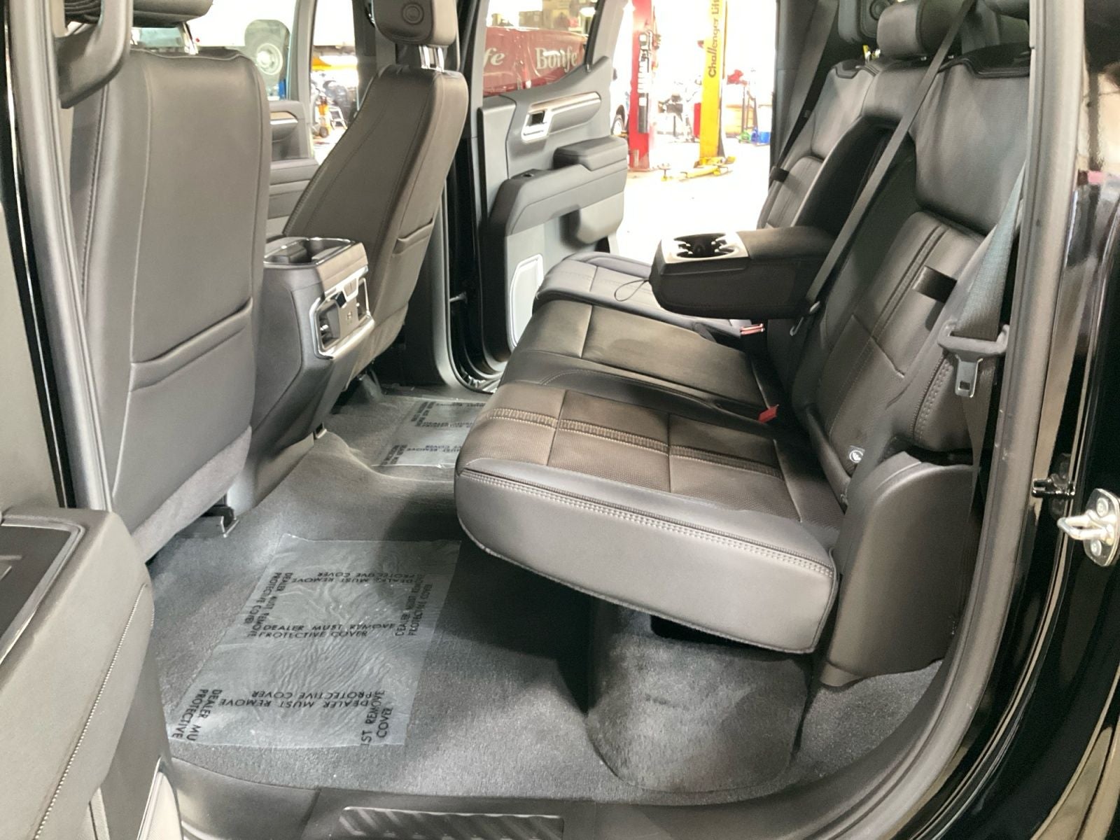 2025 Chevrolet Silverado 1500 4WD High Country