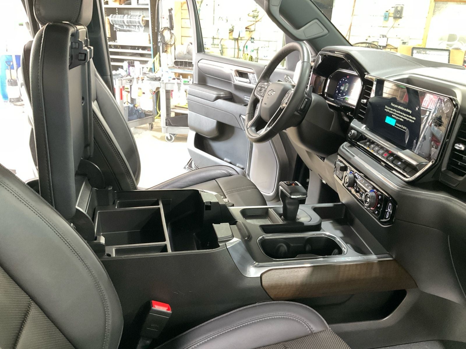 2025 Chevrolet Silverado 1500 4WD High Country