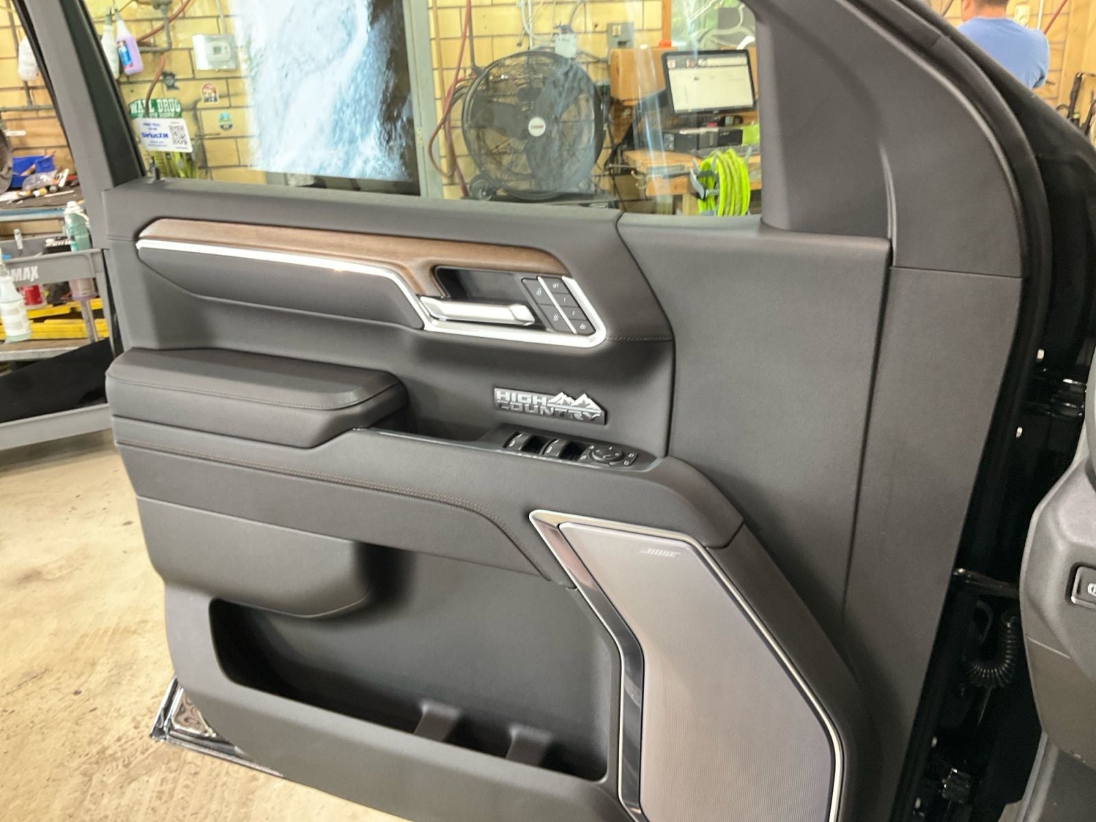2025 Chevrolet Silverado 1500 4WD High Country