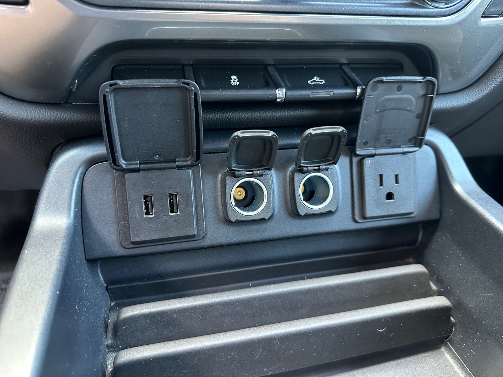 2018 Chevrolet Silverado 1500 LT LT1