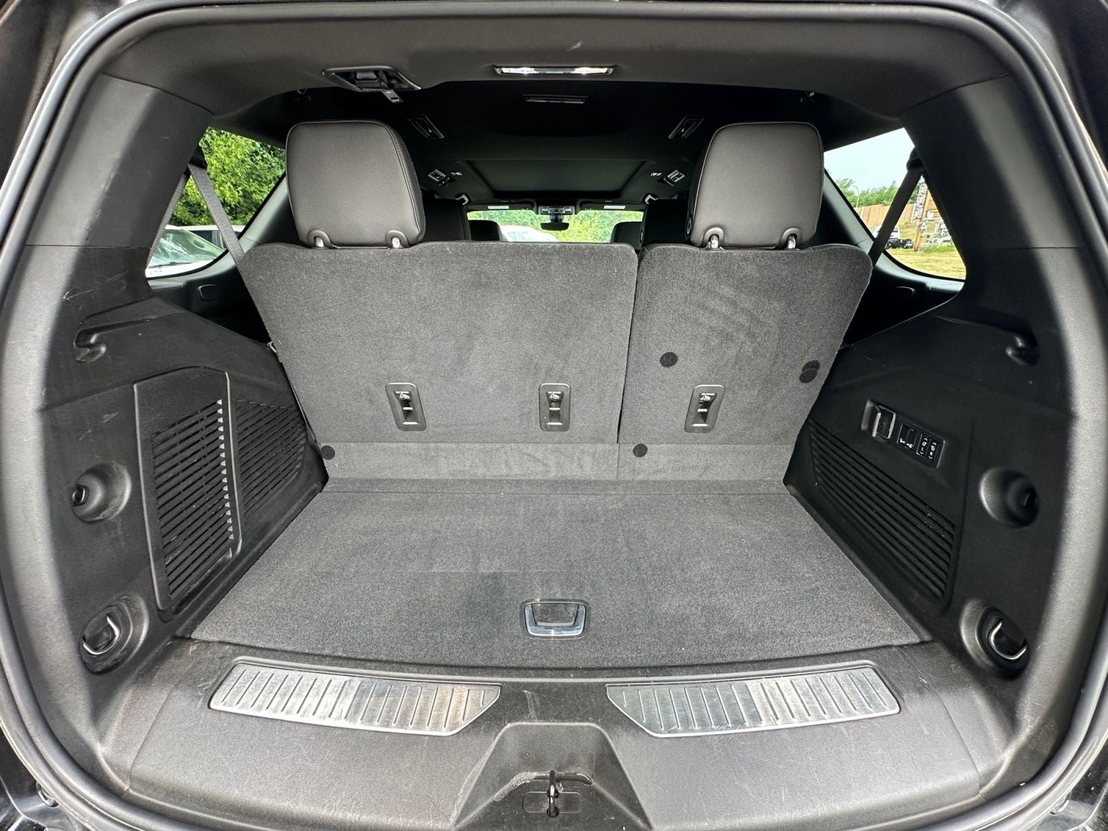 2021 GMC Yukon 4WD Denali