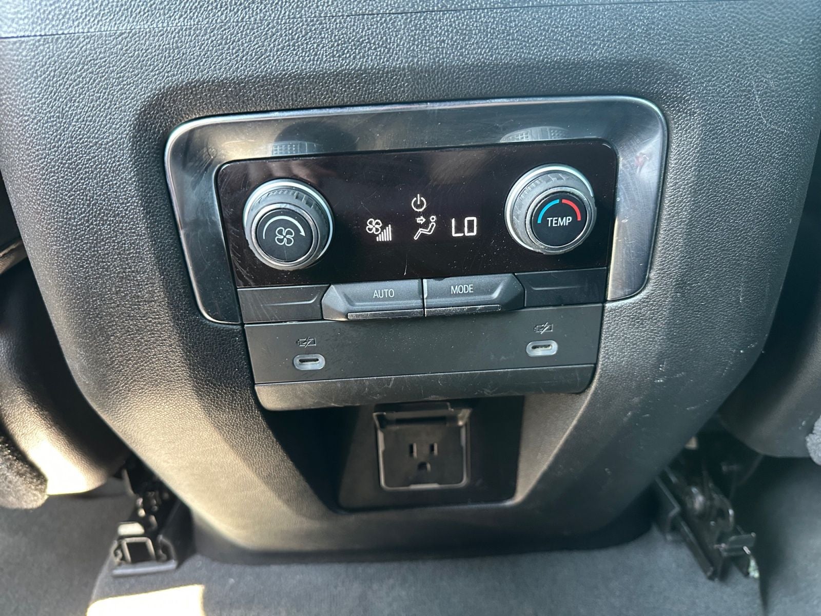 2021 Chevrolet Suburban 4WD RST