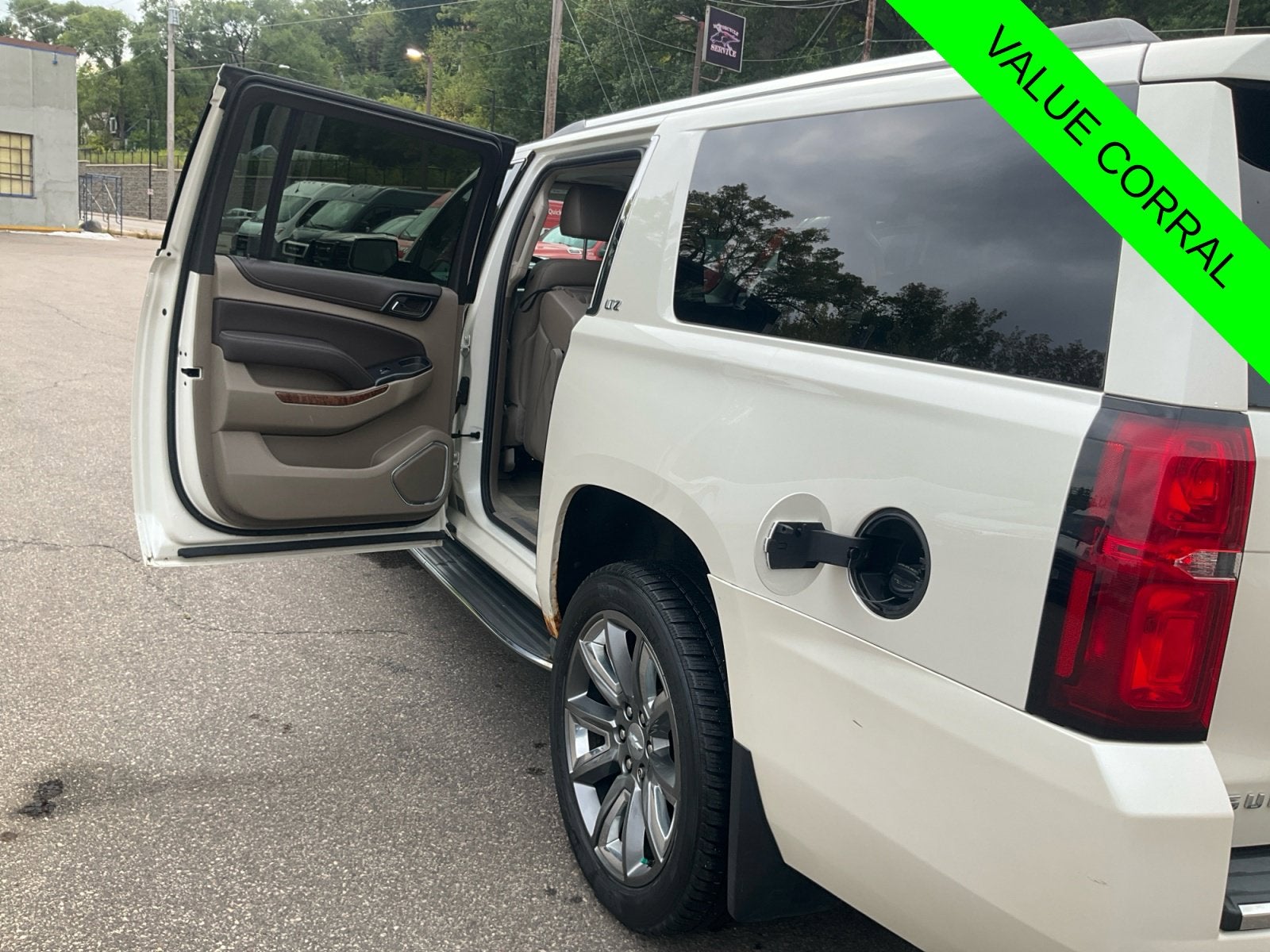 2015 Chevrolet Suburban 1500 LTZ