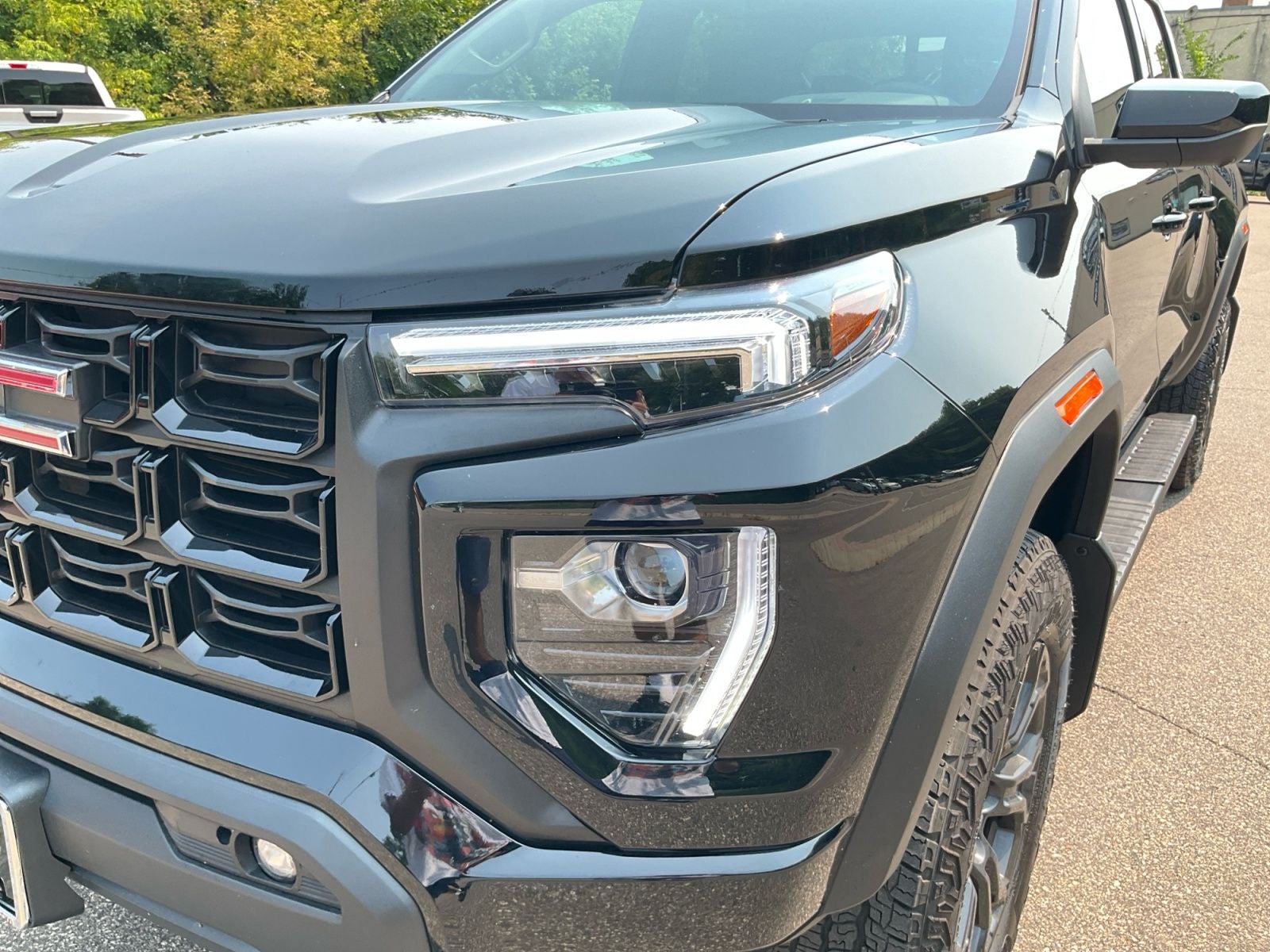 2024 GMC Canyon Elevation