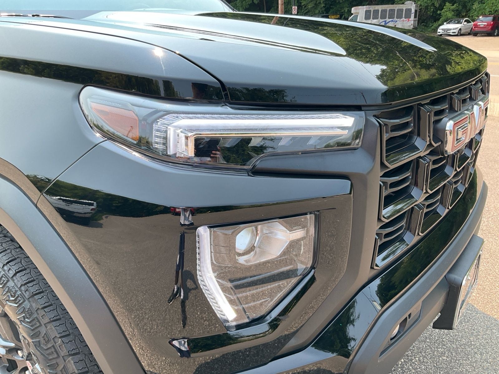 2024 GMC Canyon Elevation