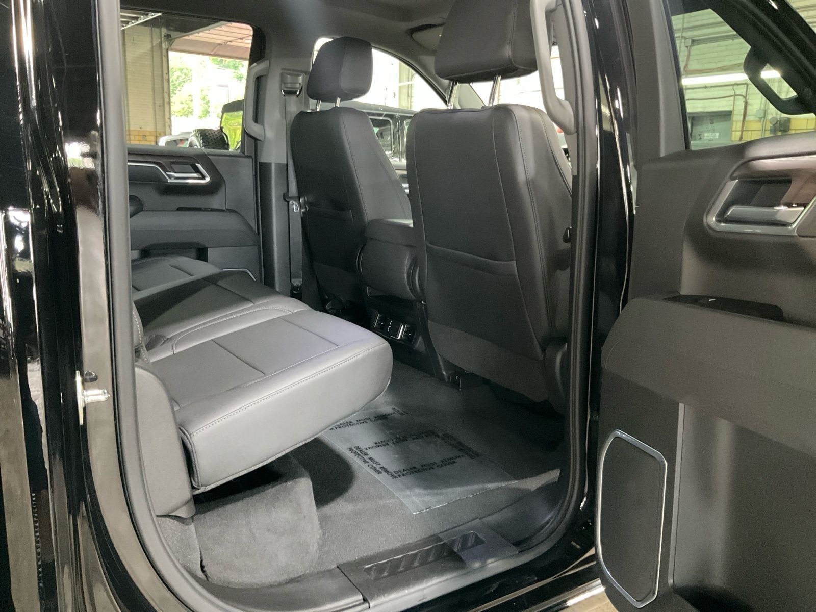 2026 GMC Sierra 1500 Crew Cab, Short Bed, SLT, 4WD