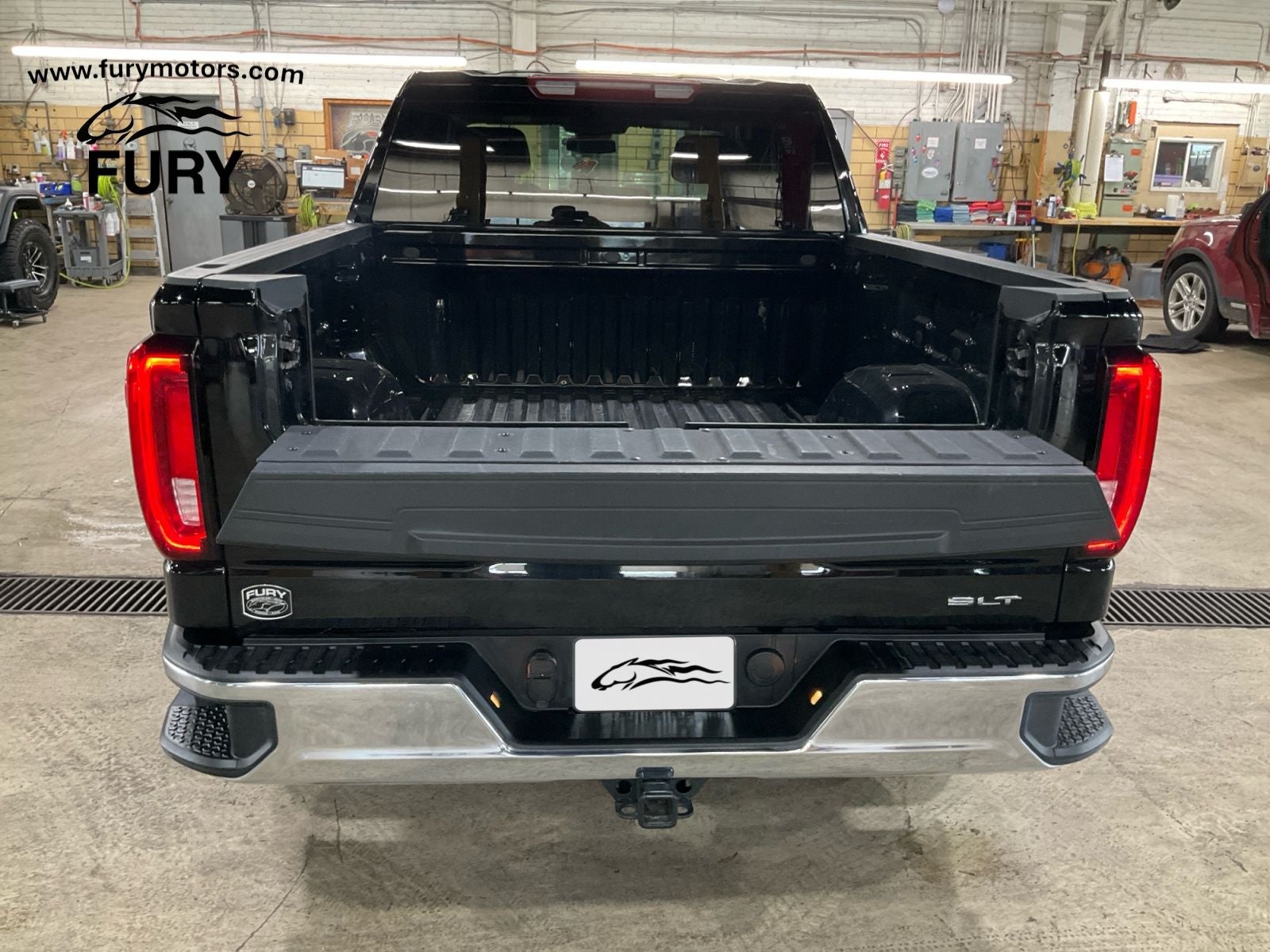 2026 GMC Sierra 1500 Crew Cab, Short Bed, SLT, 4WD